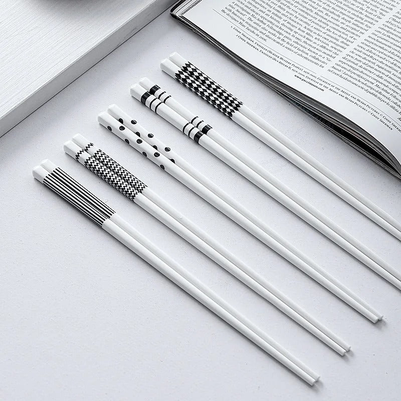 5-Pair Modern Ceramic Chopstick Set Non-Slip Black & White Minimalist Design